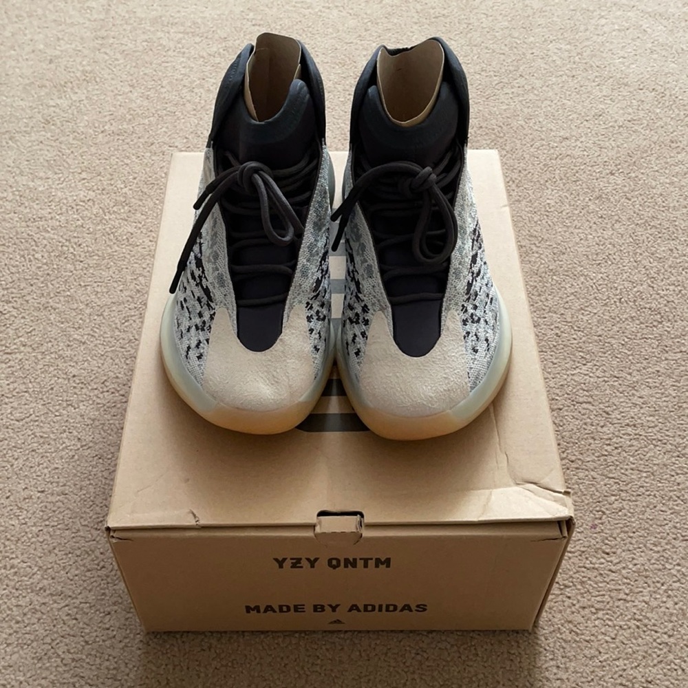 Yeezy QNTM Sea Teal -  size 10.5